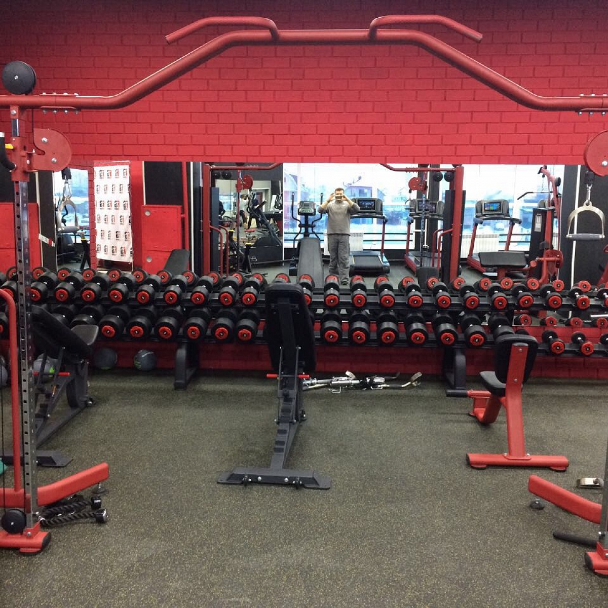 Спортивный клуб FLEXGYM на Ленинского Спортивный клуб FLEXGYM на Ленинского