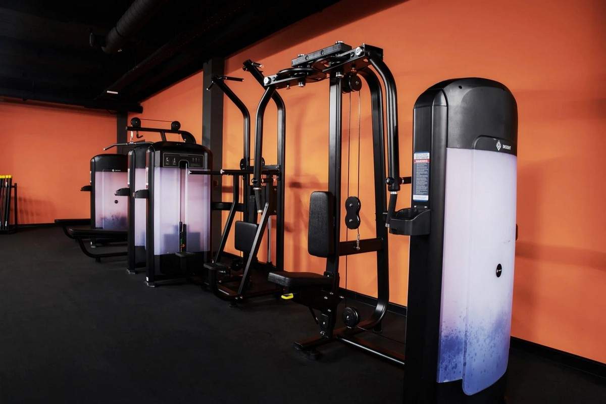 СК PROFITNESS ТОЦ Измайловский Гостиный Двор СК PROFITNESS ТОЦ Измайловский Гостиный Двор