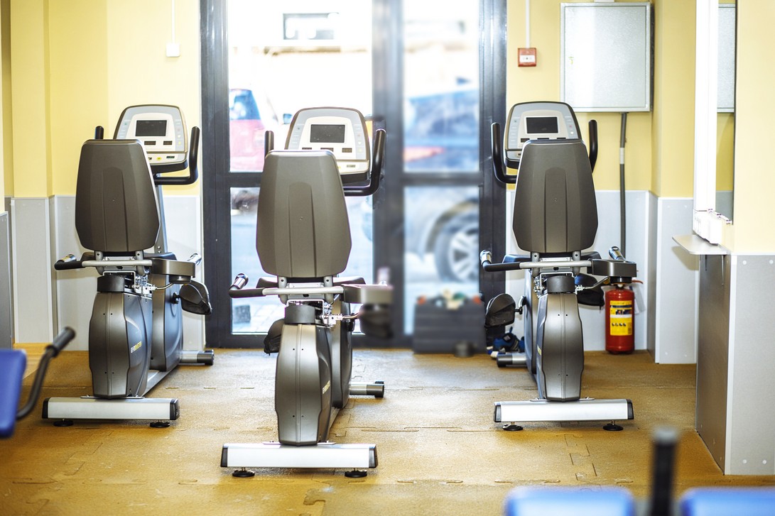 DynamicGym DynamicGym