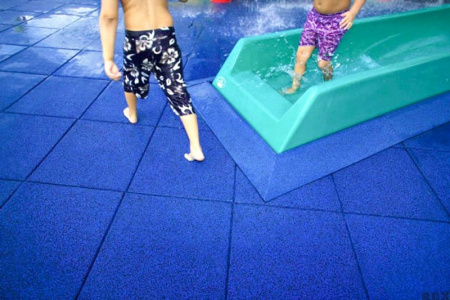 Резиновая плитка Rubblex POOL PUZZLE, 1000x1000х20 мм