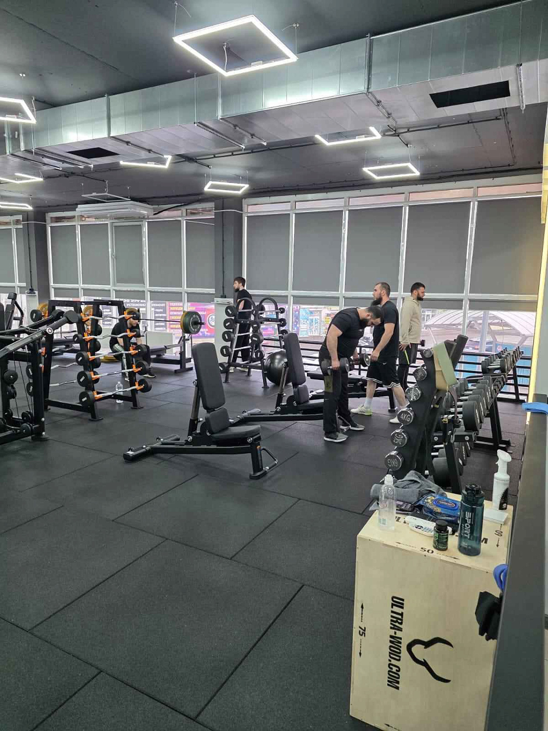 GOLD GYM GOLD GYM