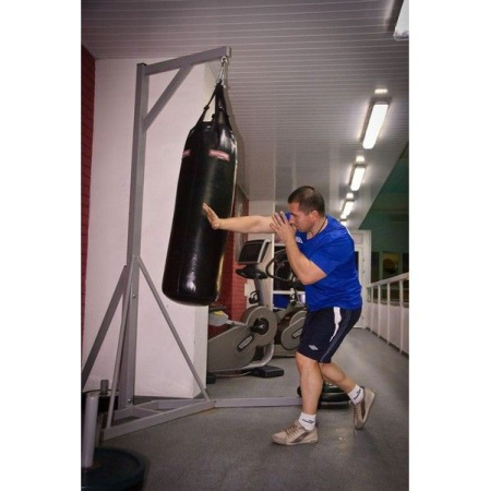 Стойка для боксерского мешка угловая